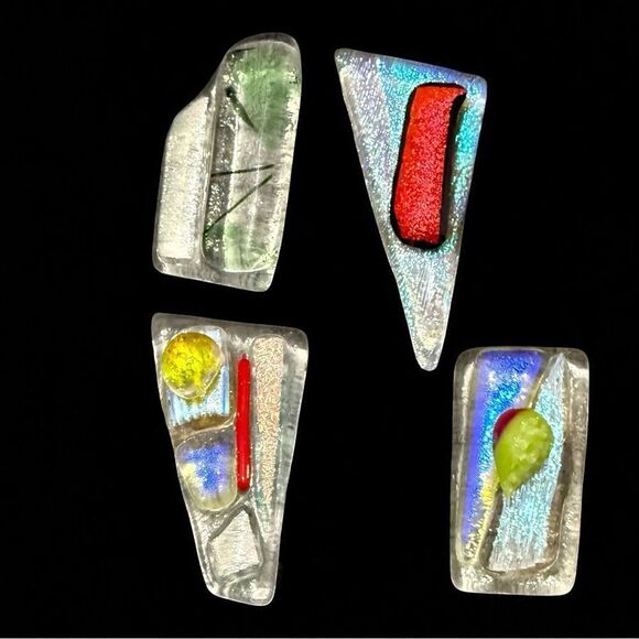 Set of 2 Dichroic Glass Pendants – Iridescent Modern Abstract Pieces - Picture 17 of 17